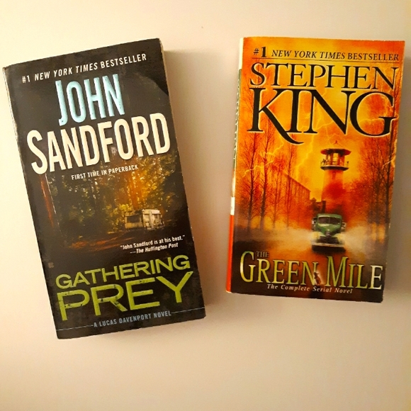 BEACH READS ❣ "Green Mile" & "Gathering Prey" +